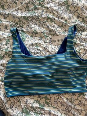 Lululemon Women’s Blue Striped Scoop-Back Top